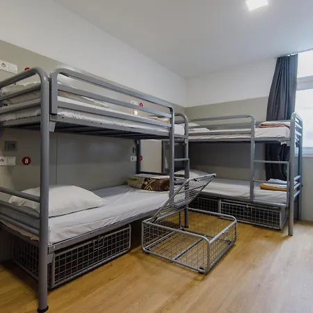 Warmoes Hostal